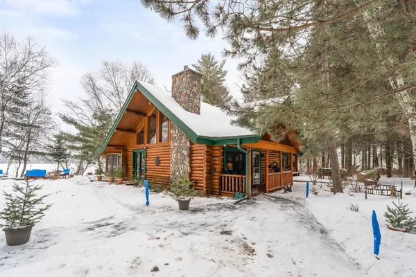 $850,000 | 3296 North Little Alden Lake Road, Duluth, MN 55803