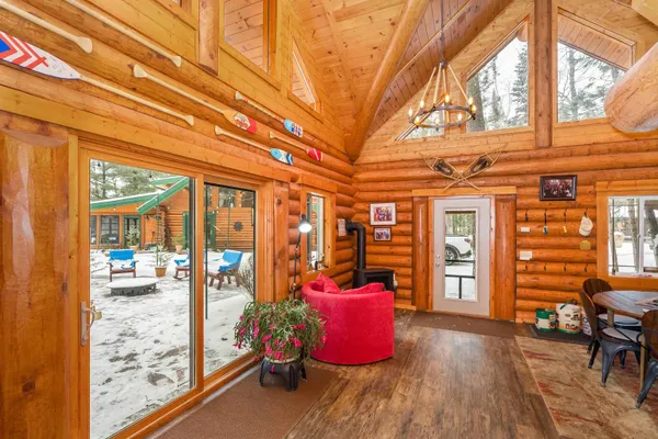 $850,000 | 3296 North Little Alden Lake Road, Duluth, MN 55803