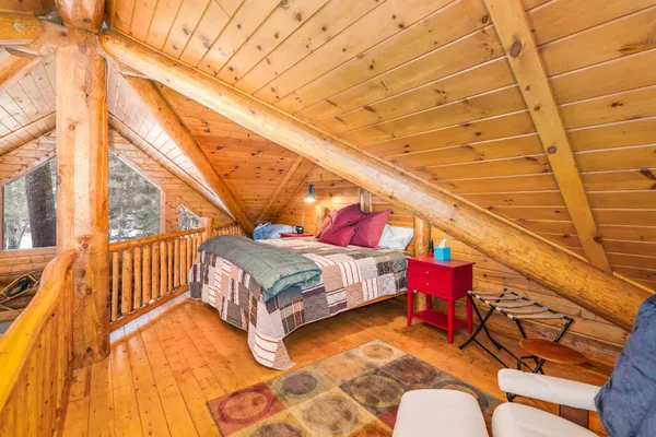 $850,000 | 3296 North Little Alden Lake Road, Duluth, MN 55803