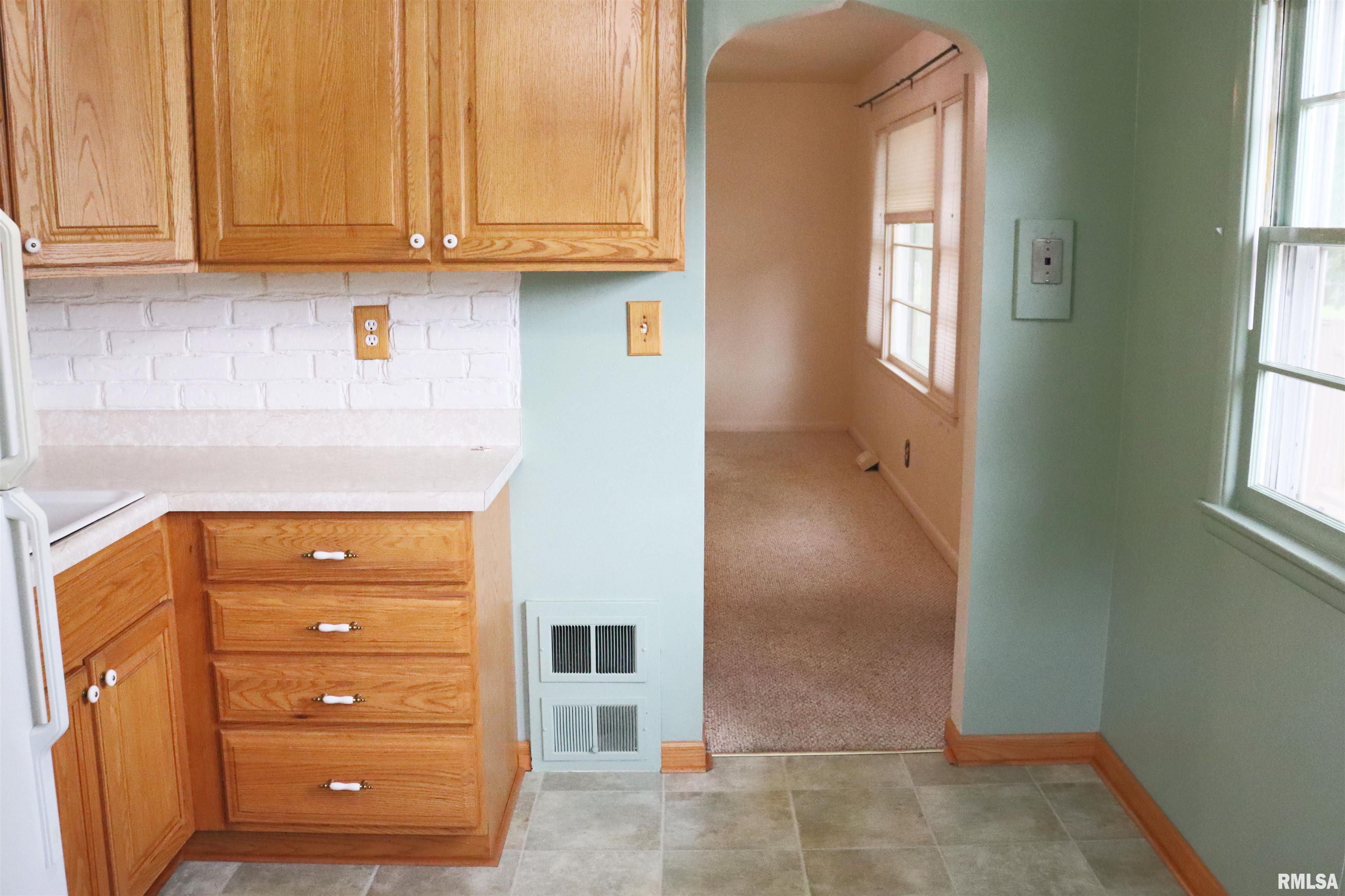 1008 McMullen Road Bartonville, IL 61607 - Photo 12 of 36 Gallery Image 12