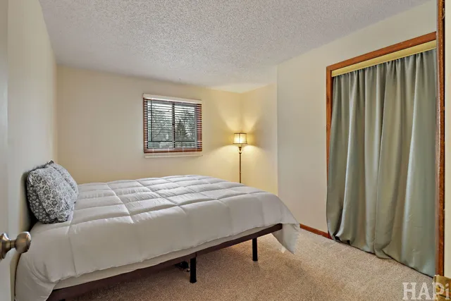 $225,000 | 1001 Greglynn Street, Machesney Park, IL 61115