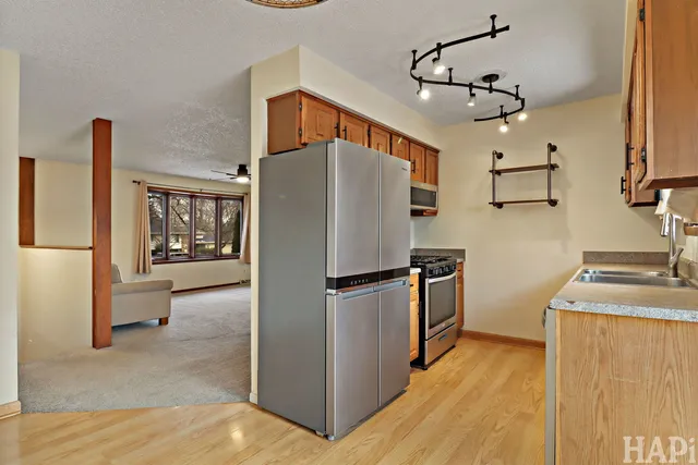 $225,000 | 1001 Greglynn Street, Machesney Park, IL 61115