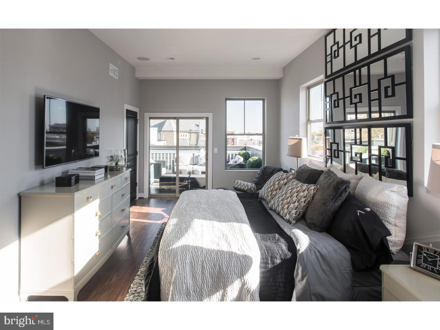 406 Reed Street, Unit 87 Philadelphia, PA 19147 - Photo 10 of 14 Gallery Image 10