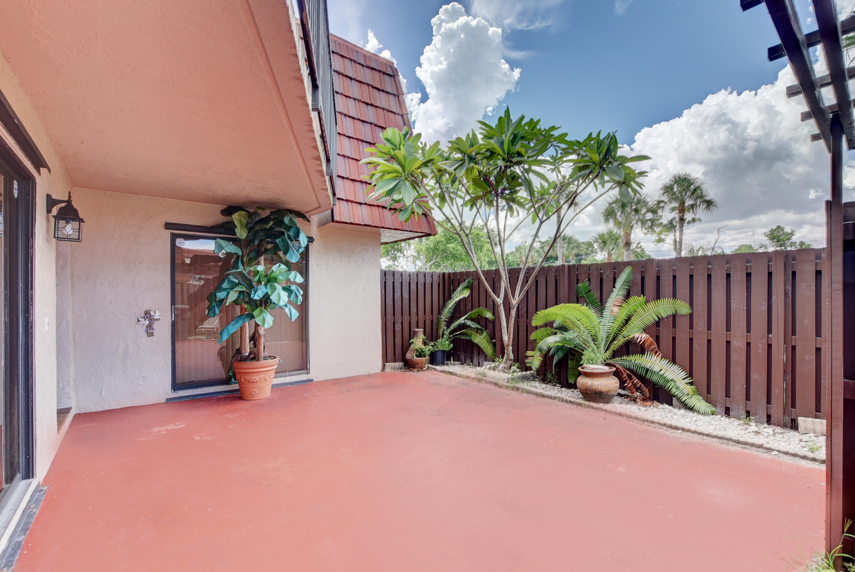 8109 Boca Rio Drive Boca Raton, FL 33433 - Photo 5 of 37 05_ebf_0451and4more