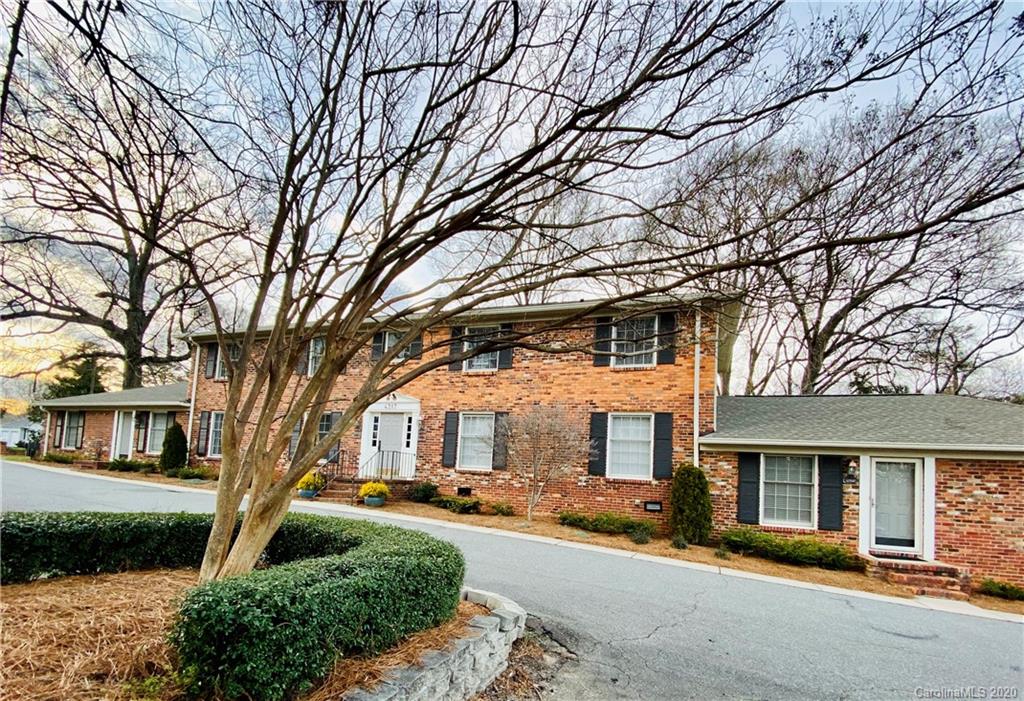 4317 Walker Road, Unit B Charlotte, NC 28211 - Photo 5 of 25 front view of a house with a yard