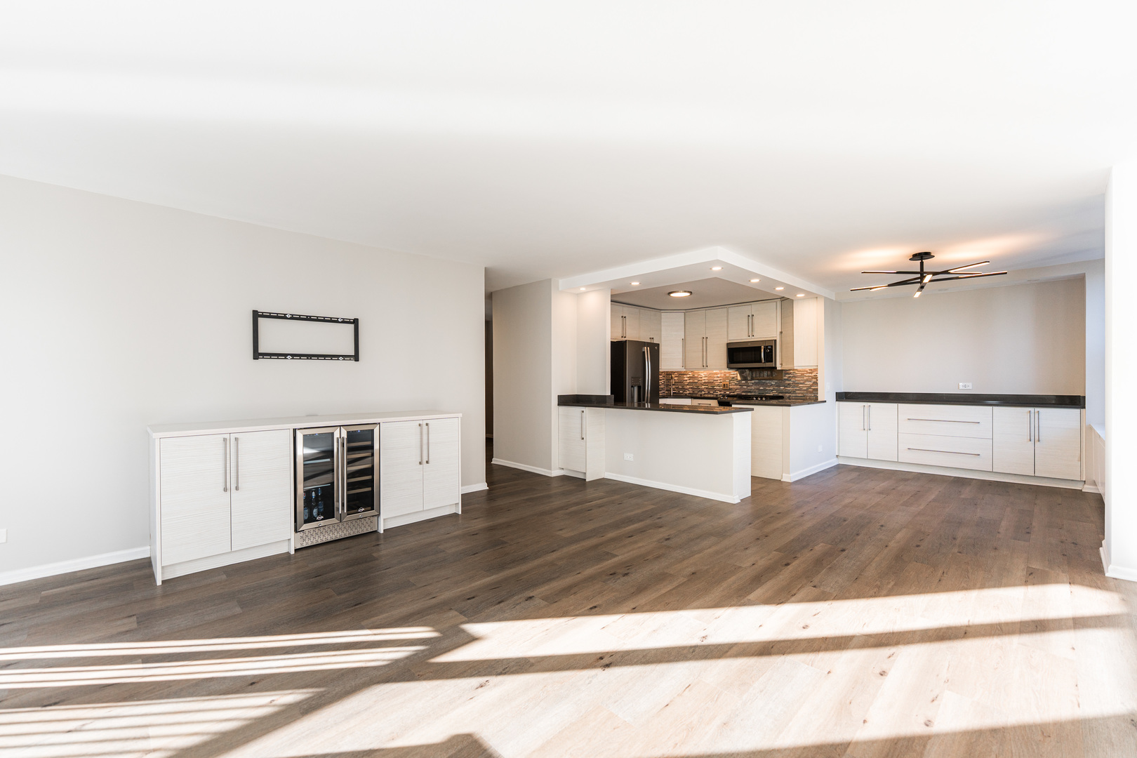 400 East Randolph Street, Unit 3629 Chicago, IL 60601 - Photo 3 of 36 a view of kitchen with microwave and refrigerator