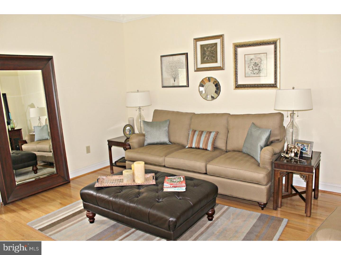 4700 Cheshire Road Doylestown, PA 18902 - Photo 3 of 25 Living Room