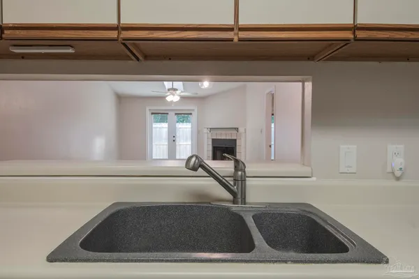 $1,850 | 5051 Grande Drive, Unit F6, Pensacola, FL 32504