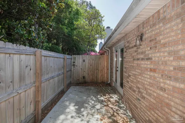 $1,850 | 5051 Grande Drive, Unit F6, Pensacola, FL 32504