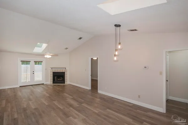 $1,850 | 5051 Grande Drive, Unit F6, Pensacola, FL 32504