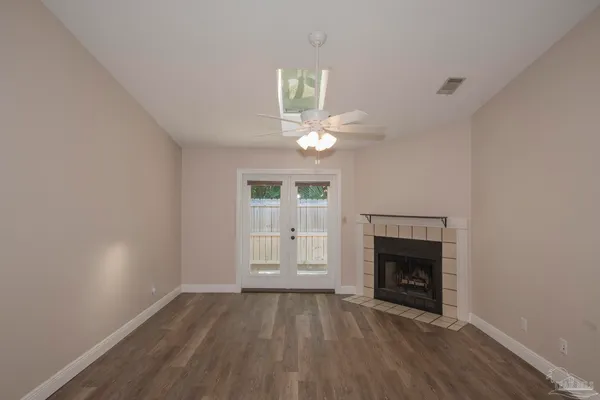 $1,850 | 5051 Grande Drive, Unit F6, Pensacola, FL 32504