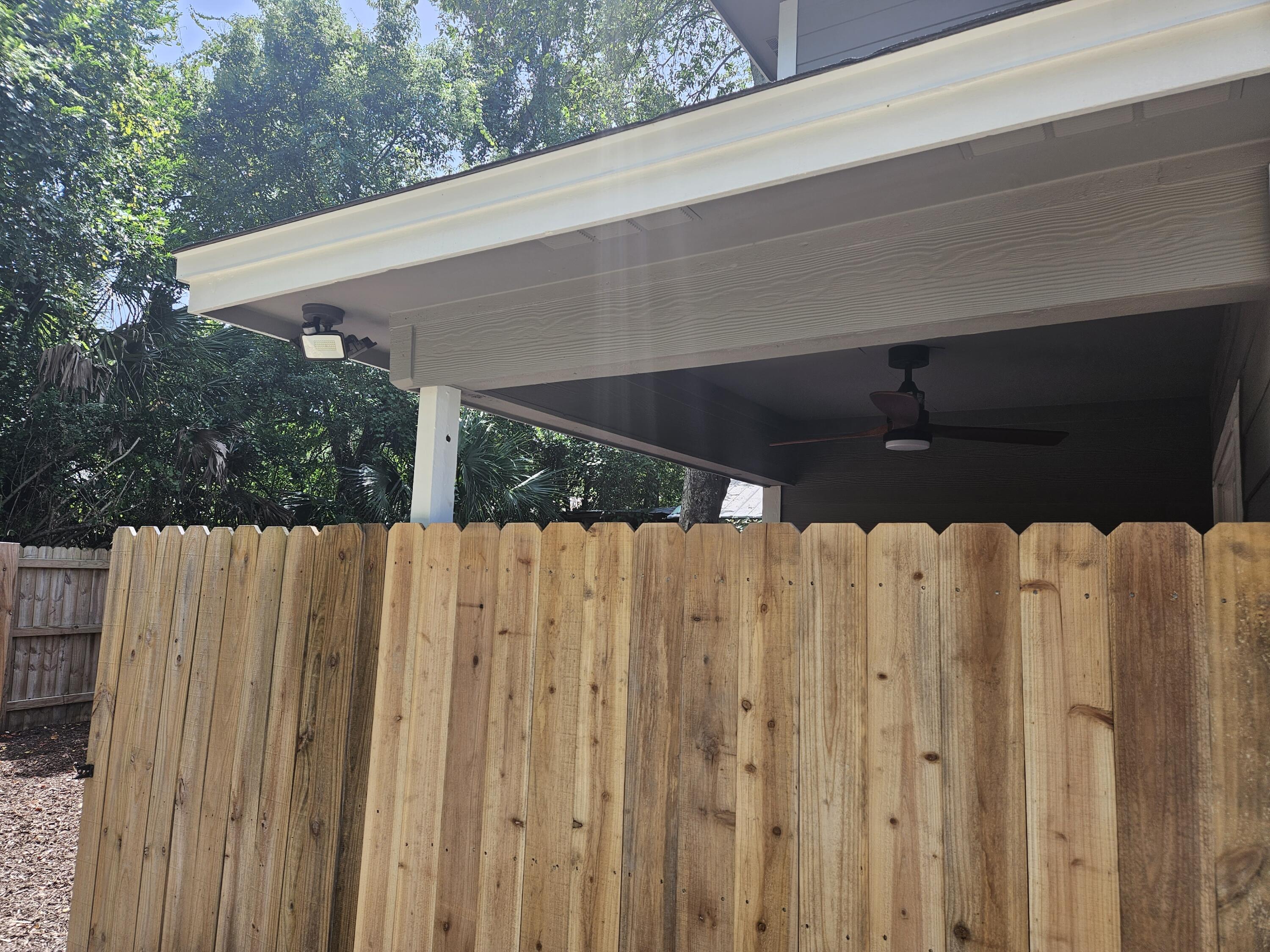 708 Bayshore Drive Niceville, FL 32578 - Photo 4 of 14