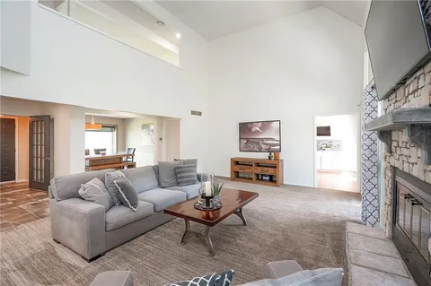$500,000 | 10911 West 120th Terrace, Overland Park, KS 66213