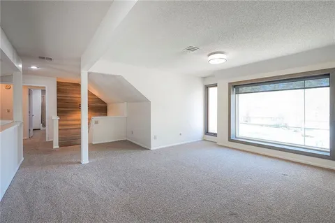 $500,000 | 10911 West 120th Terrace, Overland Park, KS 66213