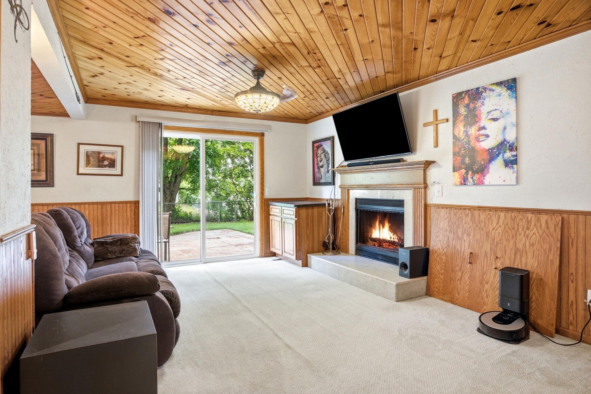 12013 Aztec Street Northwest Coon Rapids, MN 55433 - Photo 20 of 36