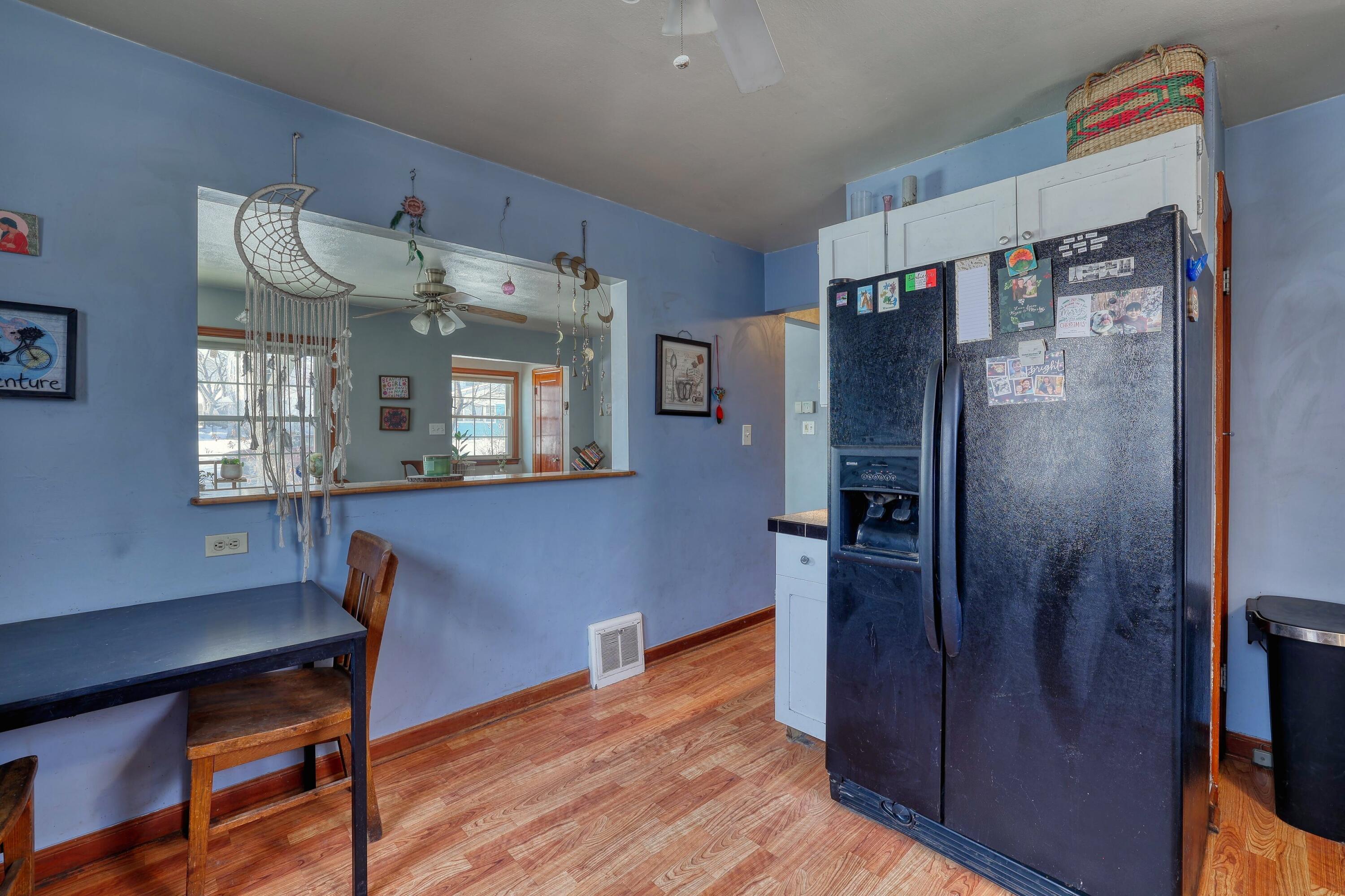 176 North 73rd Street Milwaukee, WI 53213 - Photo 8 of 27 6