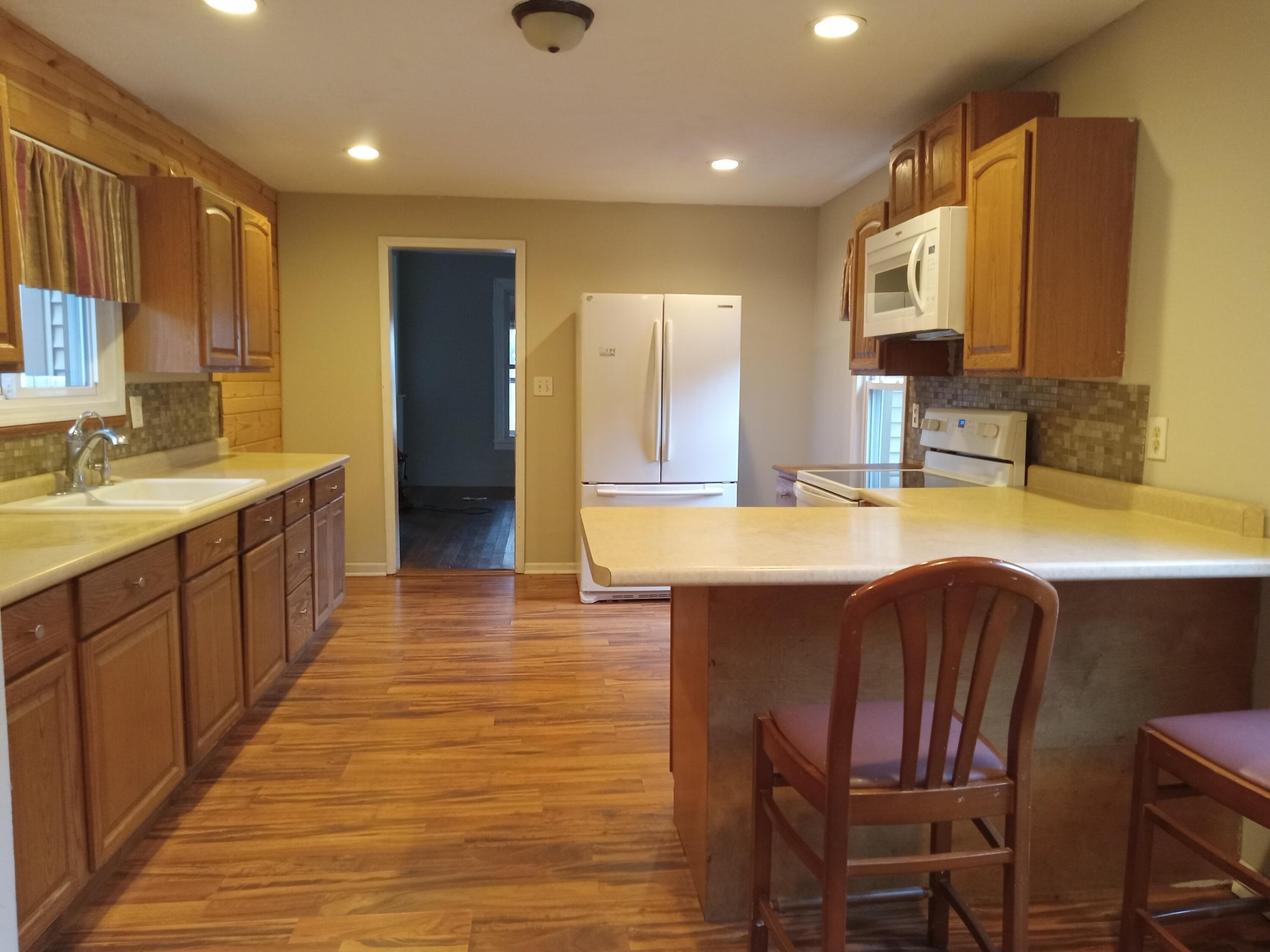 265 Maple Street Springport, MI 49284 - Photo 6 of 24 27254_Image_6