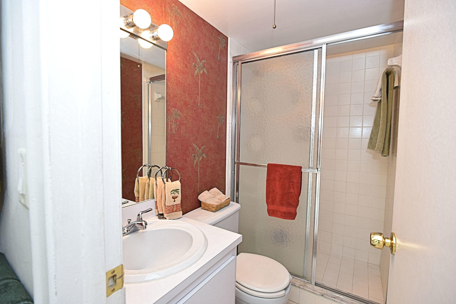 1100 Surf Road, Unit 216 Riviera Beach, FL 33404 - Photo 11 of 19 Guest Bath