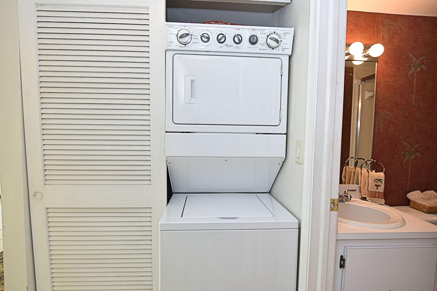 1100 Surf Road, Unit 216 Riviera Beach, FL 33404 - Photo 12 of 19 Washer/Dryer on Premises