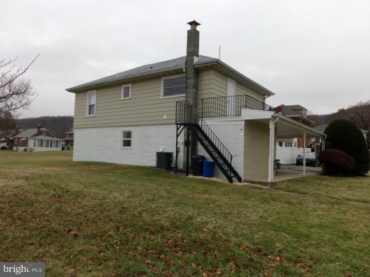 3608 R Raymond Street Reading, PA 19605 - Photo 16 of 17