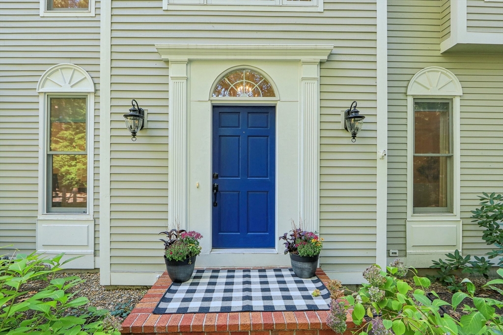 26 Sudbury Road Weston, MA 02493 - Photo 3 of 12 Gallery Image 3