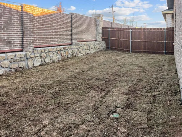 $2,595 | 1817 Winecup Drive, Melissa, TX 75454