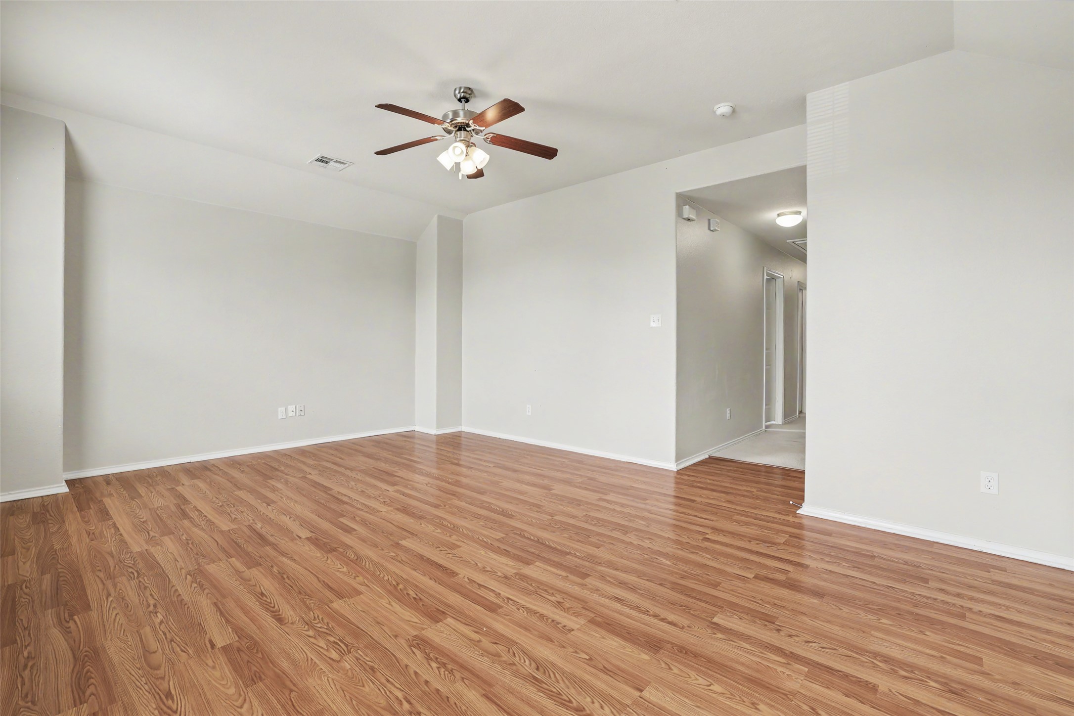 400 Falcon Lane Leander, TX 78641 - Photo 23 of 35