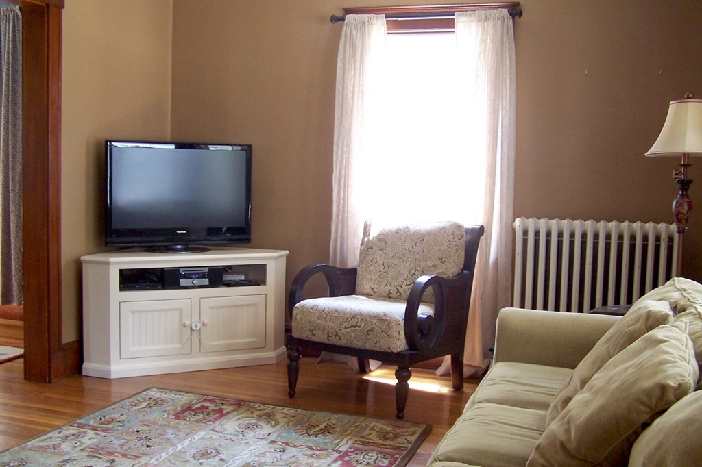 25 Gretter Road Boston, MA 02132 - Photo 2 of 14 Gallery Image 2