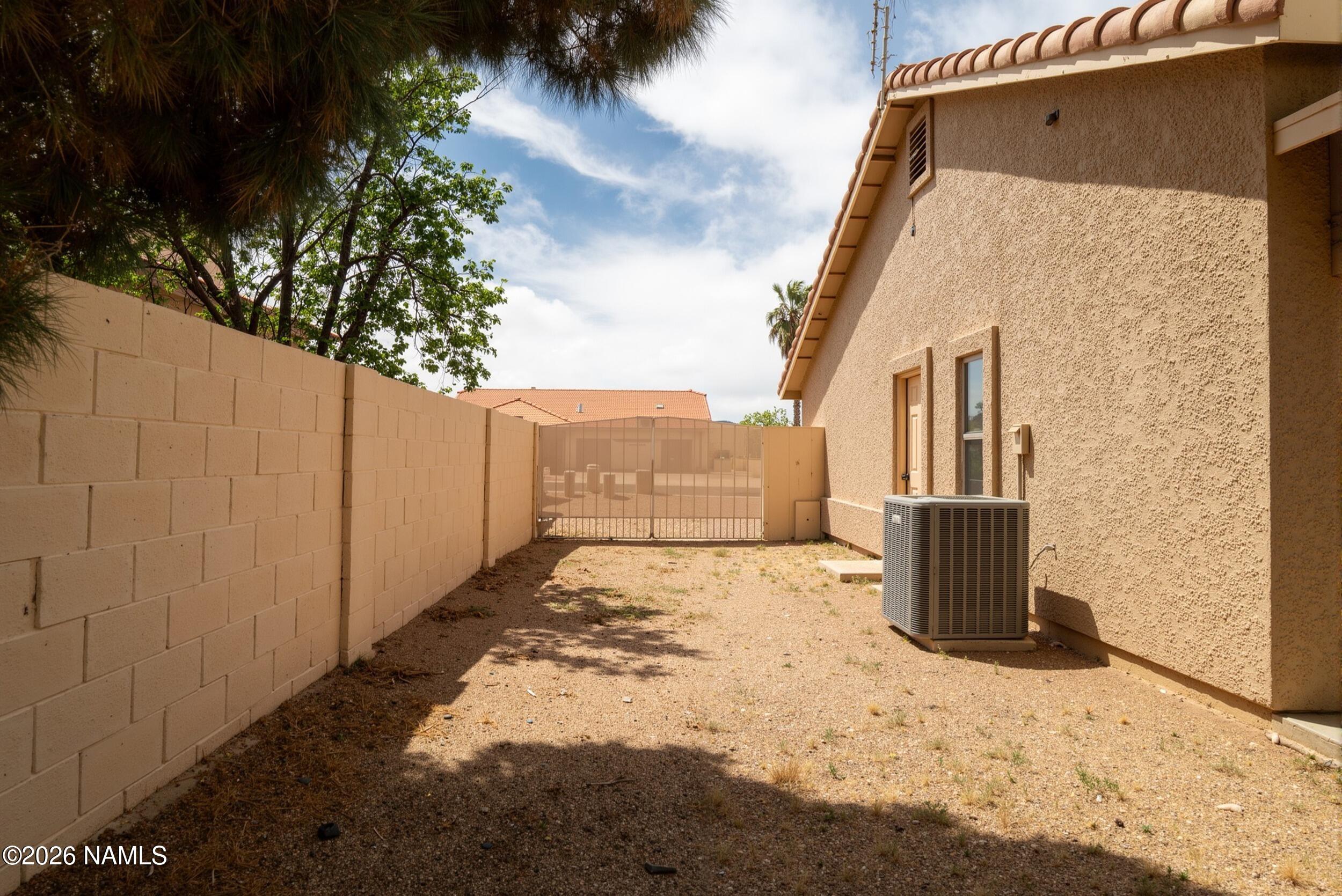 4039 Roma Road Kingman, AZ 86401 - Photo 30 of 36 IMG_6006