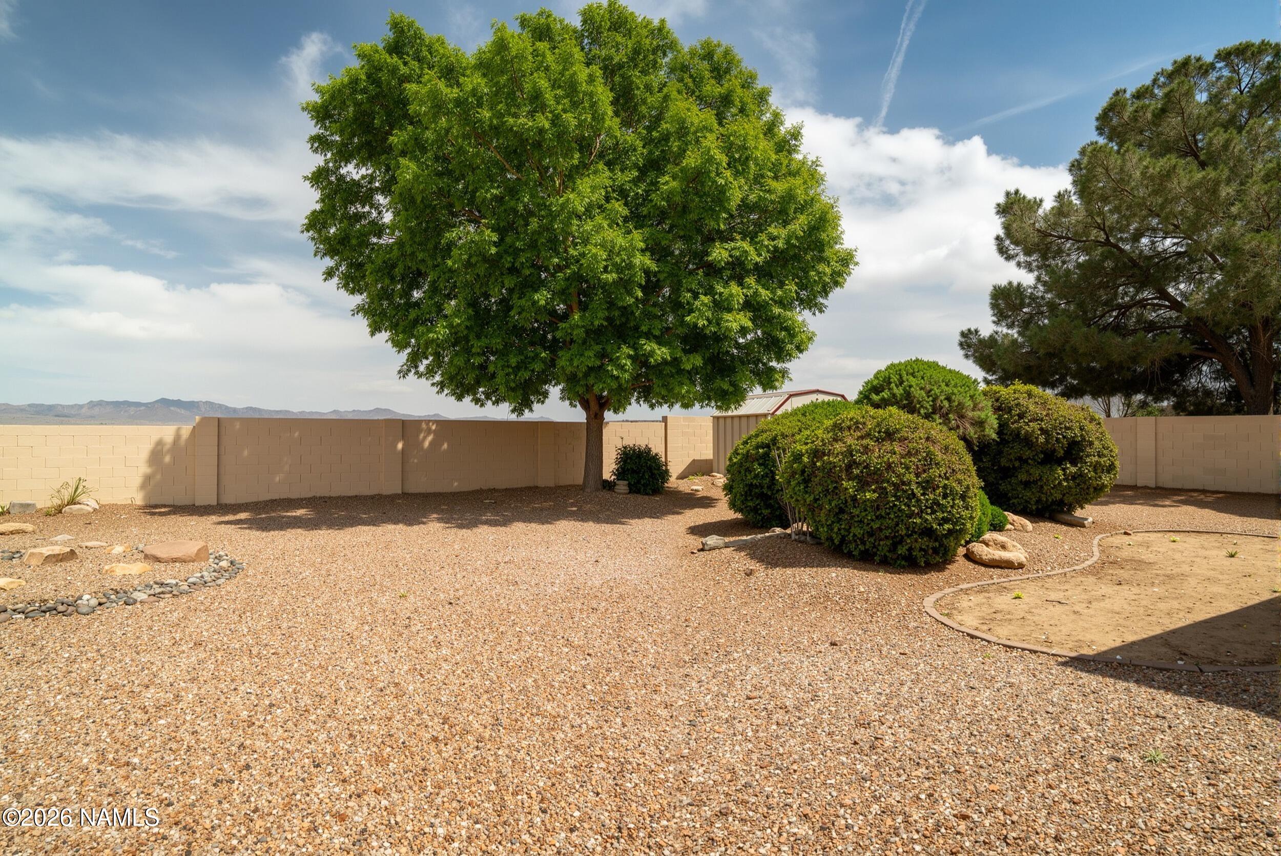 4039 Roma Road Kingman, AZ 86401 - Photo 35 of 36 IMG_6010