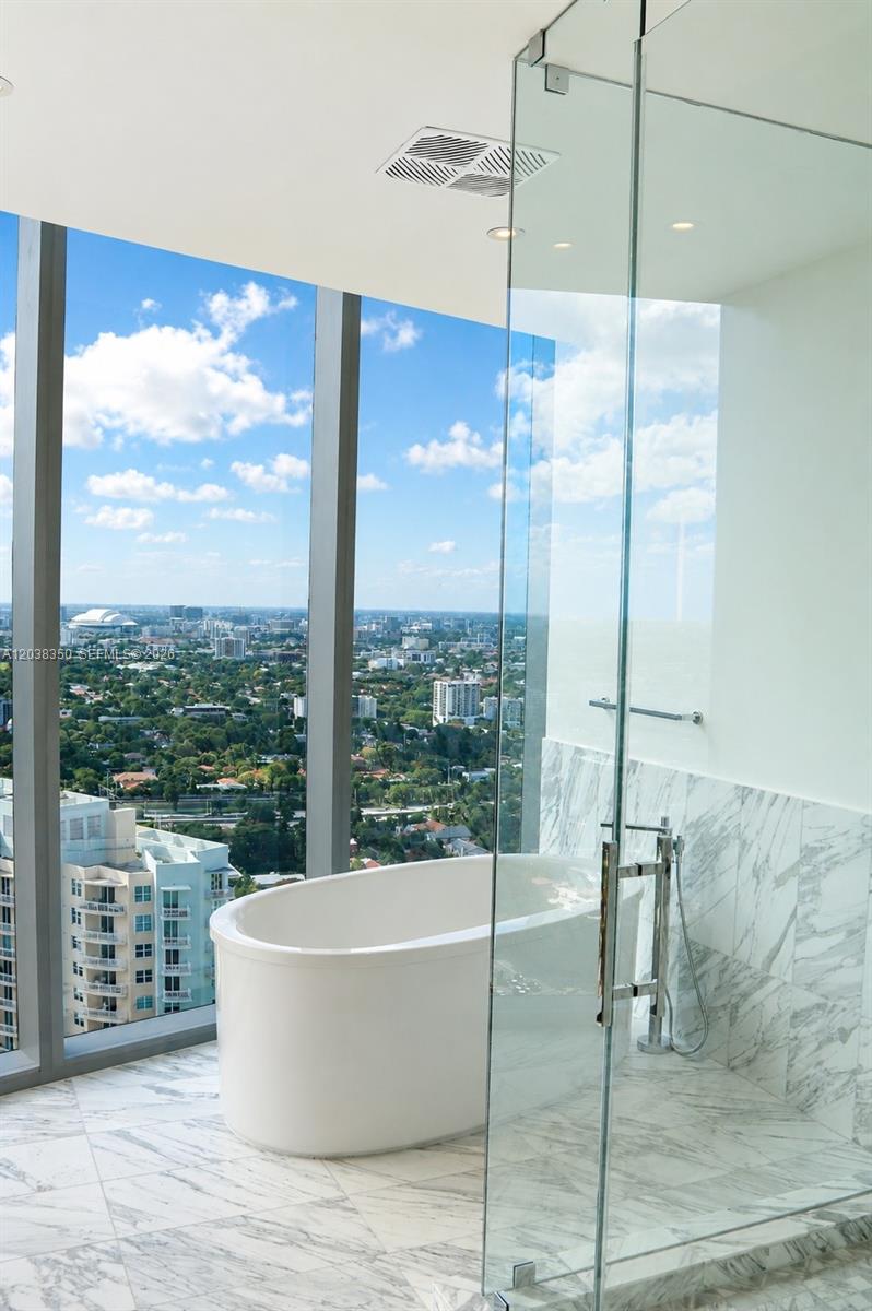 175 Southeast 25th Road, Unit 3103 Miami, FL 33129 - Photo 22 of 39