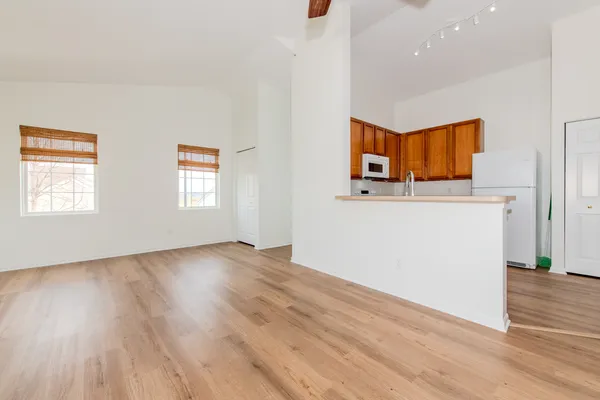 $210,000 | 154 Bertram Drive, Unit P, Yorkville, IL 60560