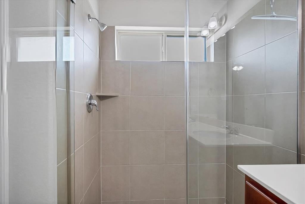 1909 Goldilocks Lane Manchaca, TX 78652 - Photo 16 of 27 a bathroom with a shower