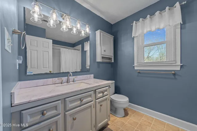 $275,000 | 111 South River Road, Plymouth, NC 27962