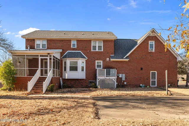 $275,000 | 111 South River Road, Plymouth, NC 27962