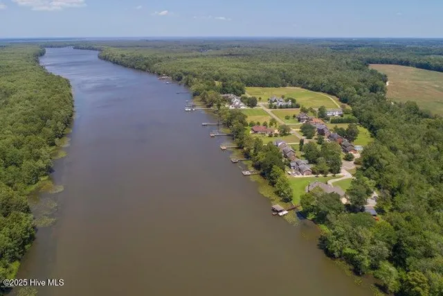 $275,000 | 111 South River Road, Plymouth, NC 27962