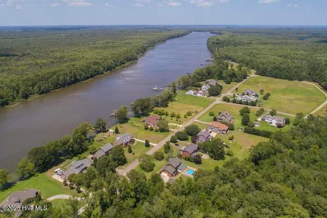 $275,000 | 111 South River Road, Plymouth, NC 27962