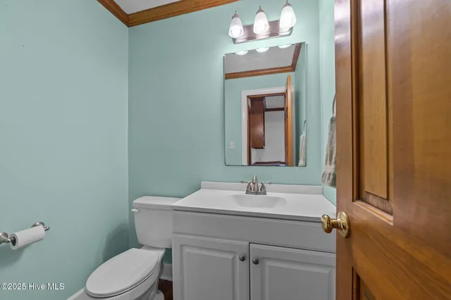 $275,000 | 111 South River Road, Plymouth, NC 27962