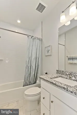 $759,900 | 14176 Gypsum Loop, Chantilly, VA 20151