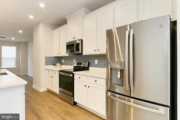 $759,900 | 14176 Gypsum Loop, Chantilly, VA 20151