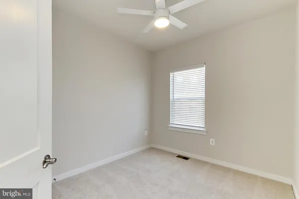$759,900 | 14176 Gypsum Loop, Chantilly, VA 20151