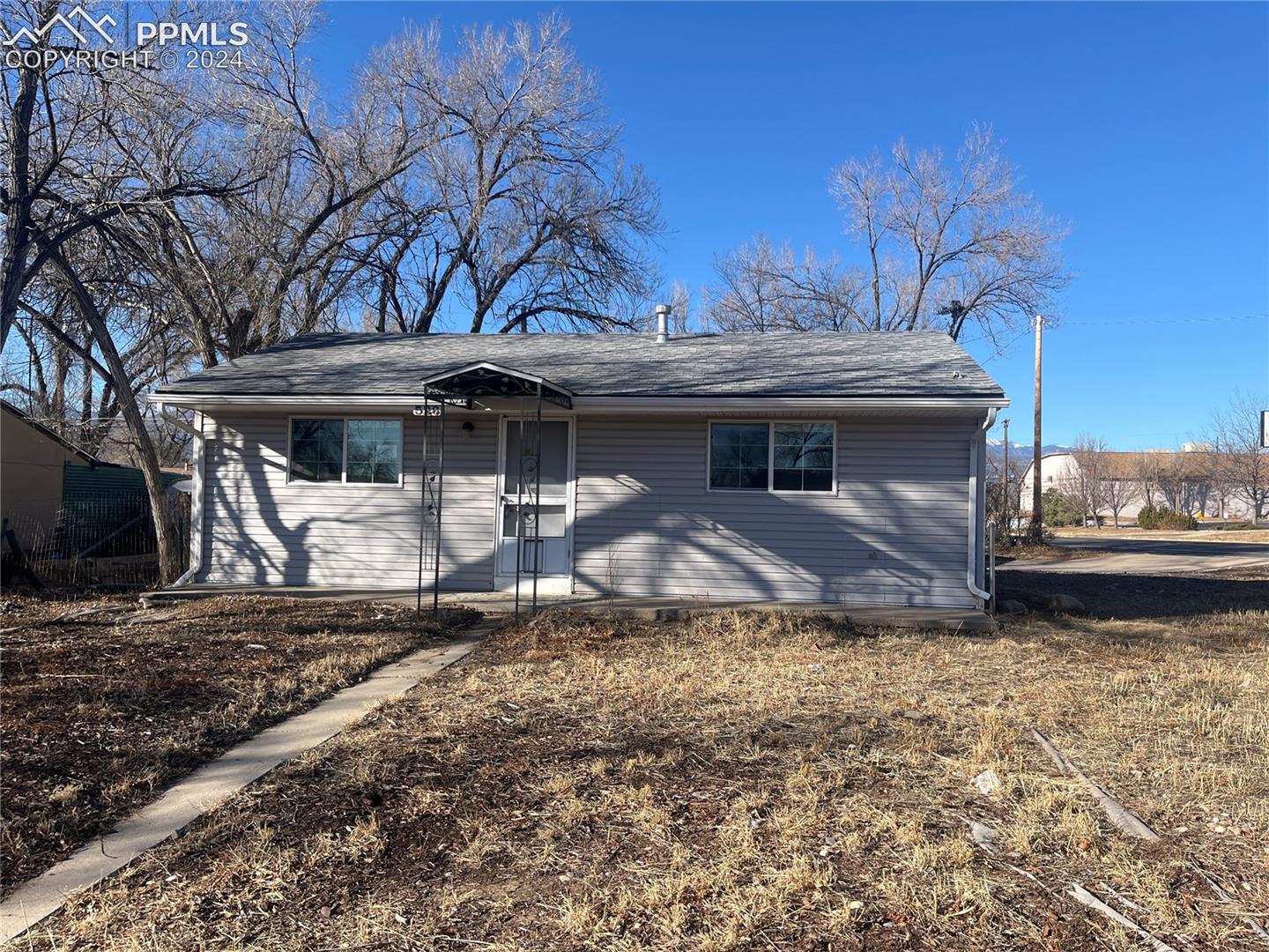 526 Erie Road Colorado Springs, CO 80910 - Photo 1 of 20 Gallery Image 1