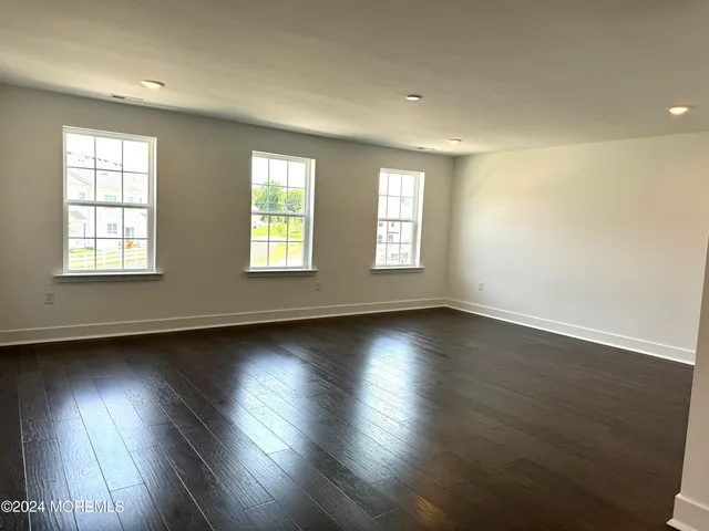 $4,975 | 153 Woolley Court, Oakhurst, NJ 07712