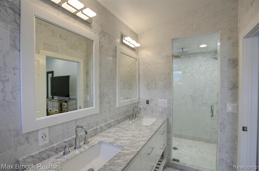 683 Ruffner Avenue Birmingham, MI 48009 - Photo 19 of 29