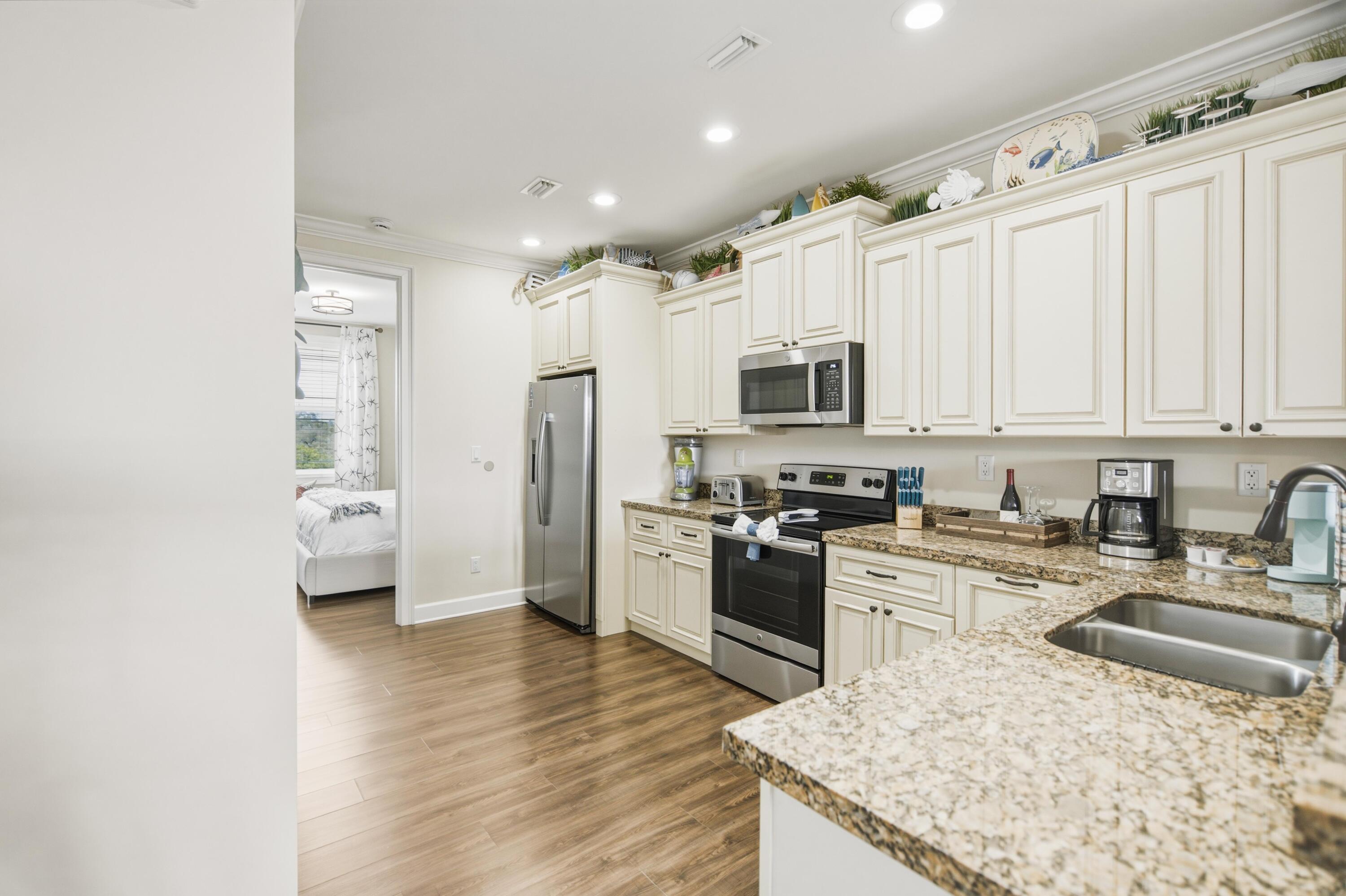 219 Sombrero Beach Road, Unit 2 Marathon, FL 33050 - Photo 19 of 74 DSC01938