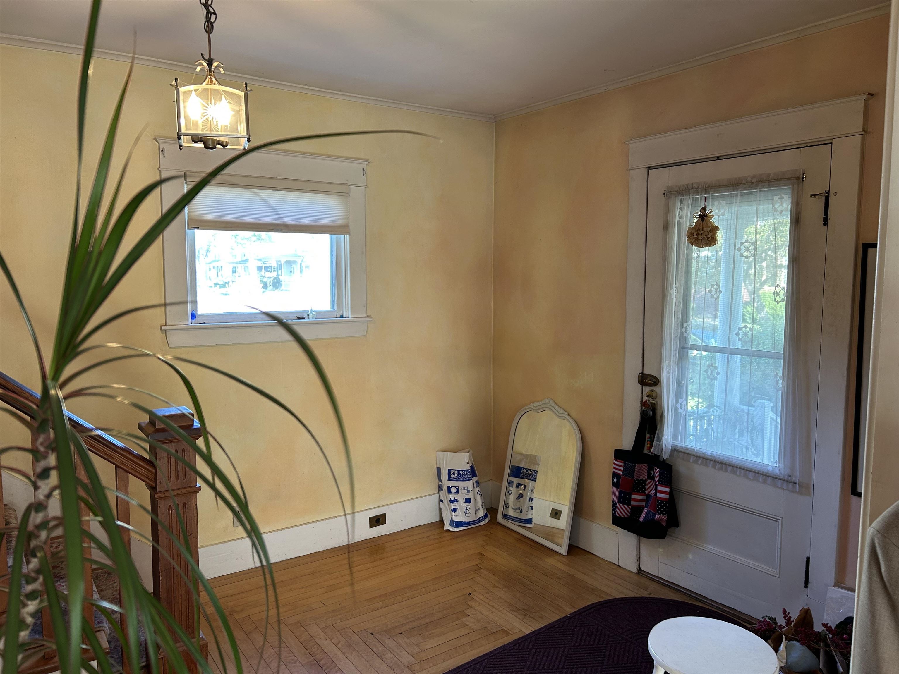38 Kendall Avenue Rutland, VT 05701 - Photo 8 of 41