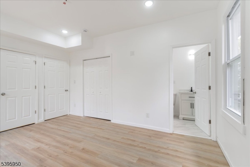 813 South 12th Street Newark, NJ 07108 - Photo 9 of 14 a view of an empty room