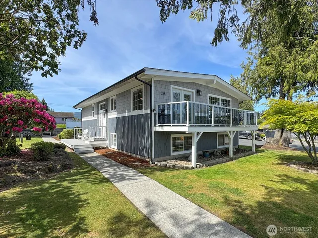 $599,000 | 1538 West 12th Street, Port Angeles, WA 98363