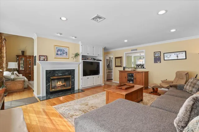 $799,000 | 54 Driftwood Drive, Somers, NY 10589