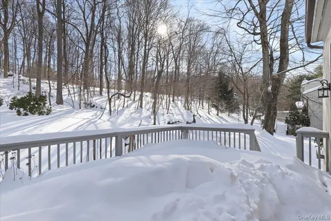 $799,000 | 54 Driftwood Drive, Somers, NY 10589